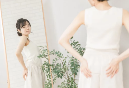 骨盤のゆがみ｜股関節の痛み｜六層連動操法｜整体｜大垣市